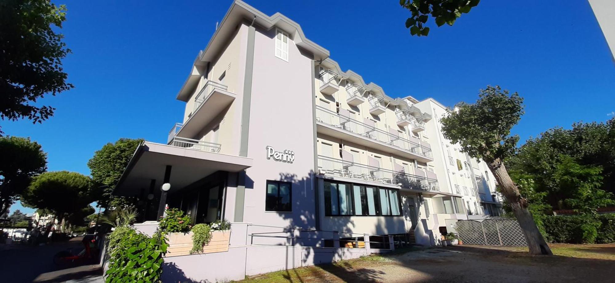 Hotel Penny Rimini Buitenkant foto